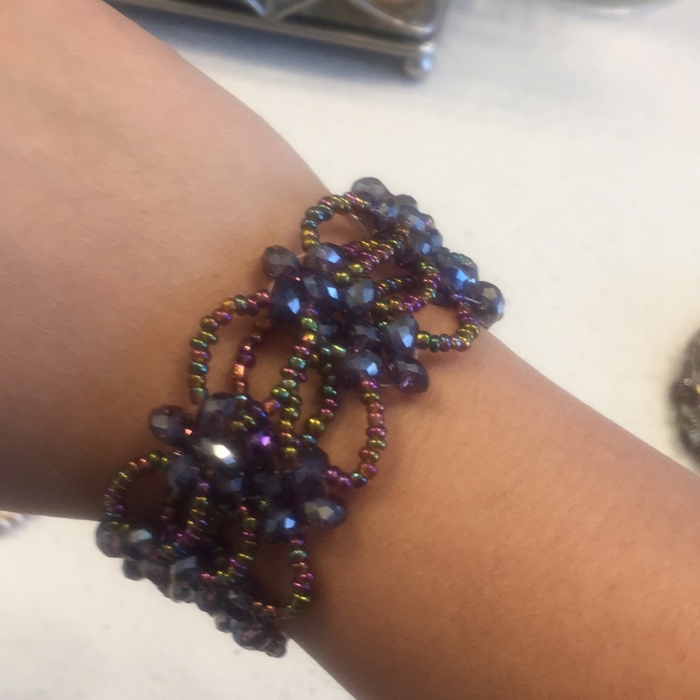 Stretchable bracelet bundle - Picture 6 of 7